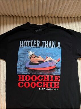Spencer's Black 'Hotter Than A Hoochie Coochie' Alan Jackson Graphic Tee